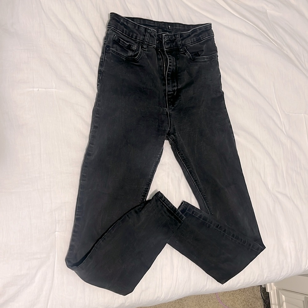 Black Skinny Jeans